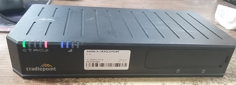 CradlePoint E300-C4D Router. UNIT ONLY! *READ⬇️*