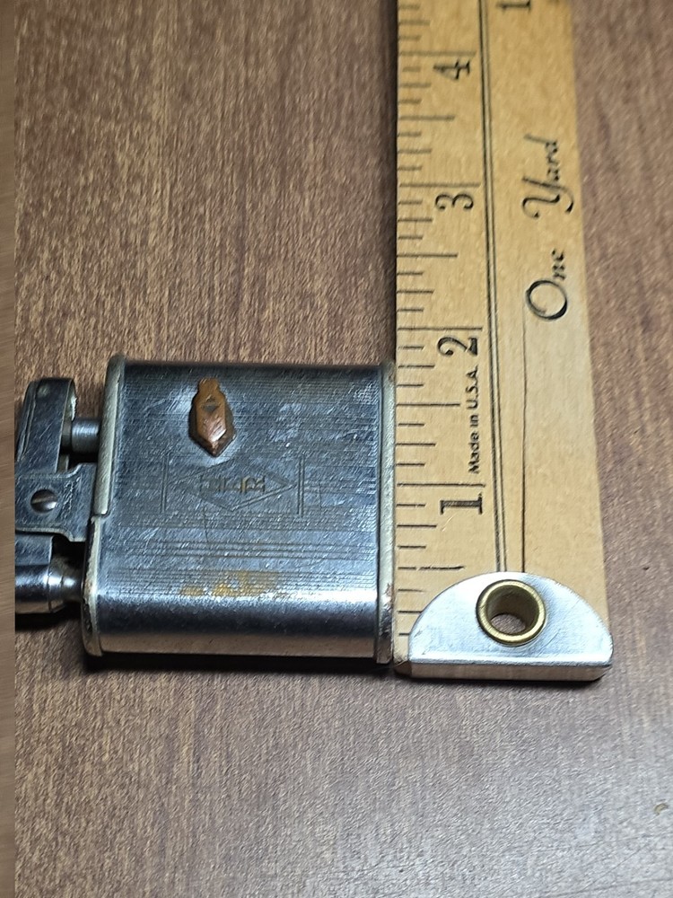 VINTAGE 1940'S ART DECO RONSON WHIRLWIND LIGHTER H E R INITIALS