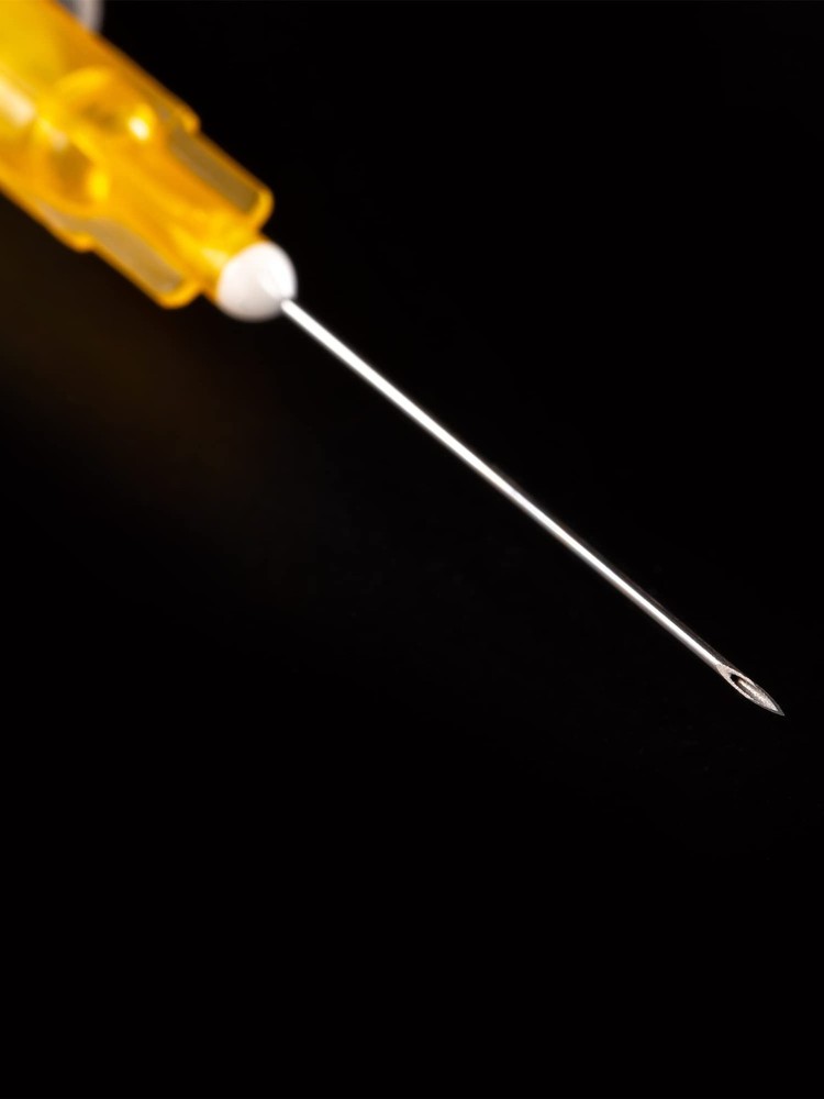 Disposable Sterile Needles 100-Pack 25G 1" - Individually Wrapped