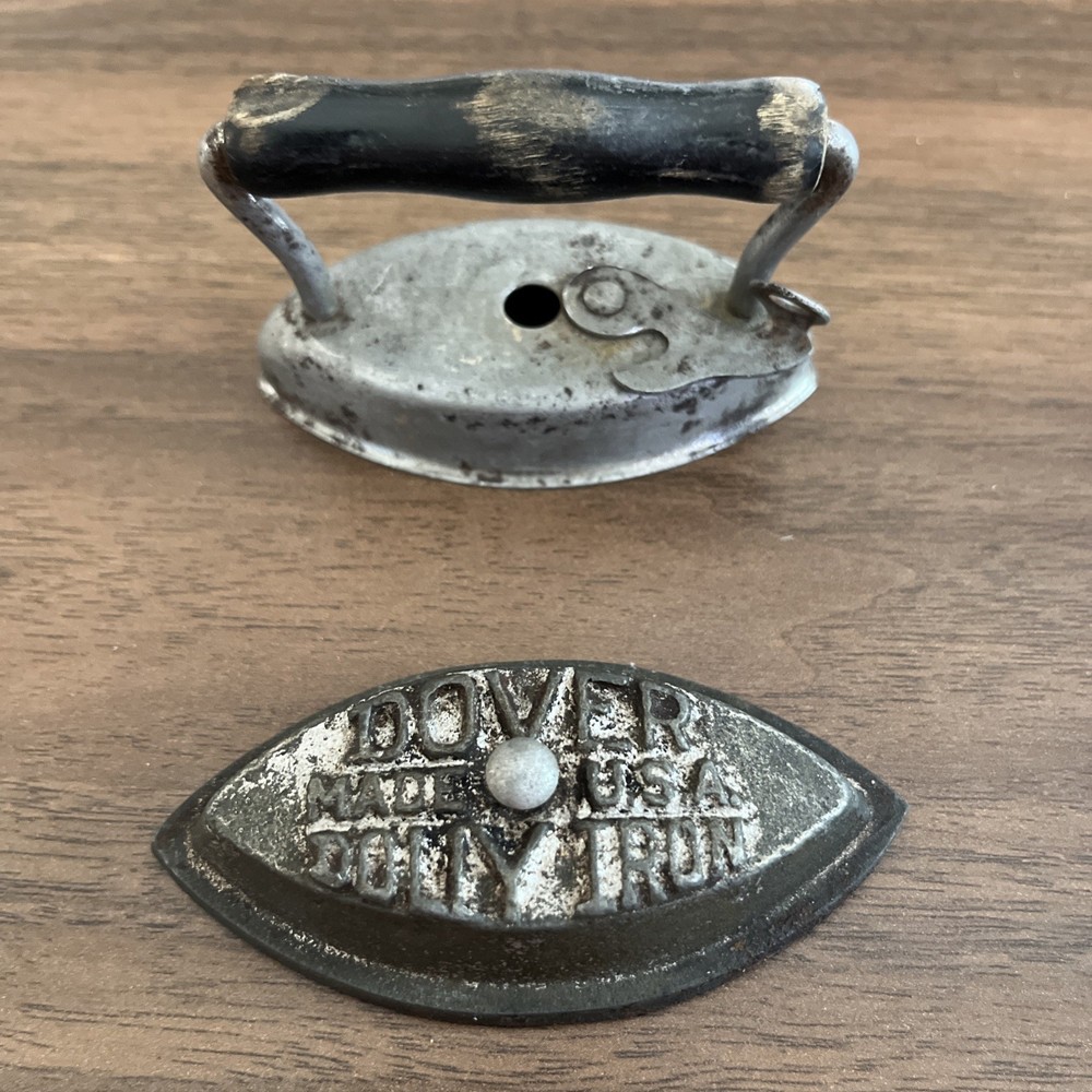 Miniture Dover Sad Iron Salesman Sample