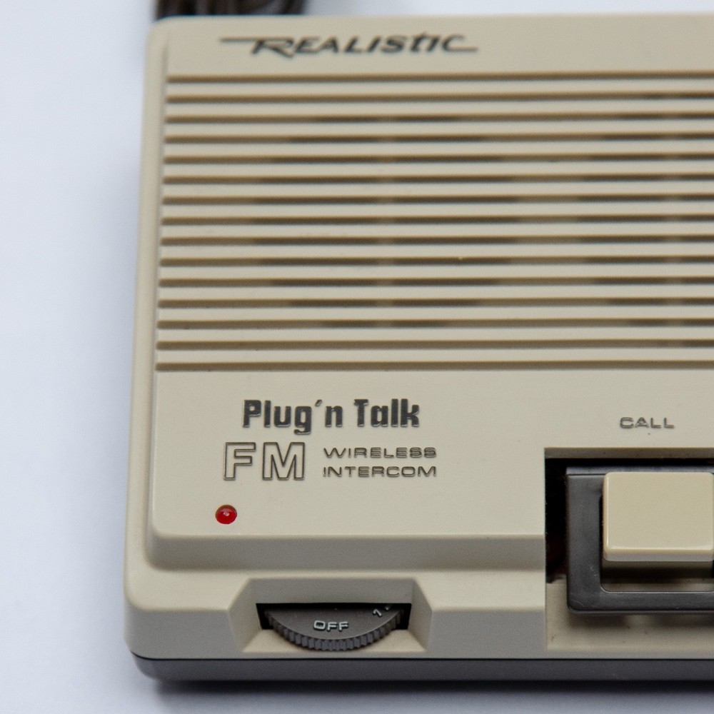 Vintage Realistic Plug N Talk FM Wireless Intercom 43-207B Powers Up | Tested |