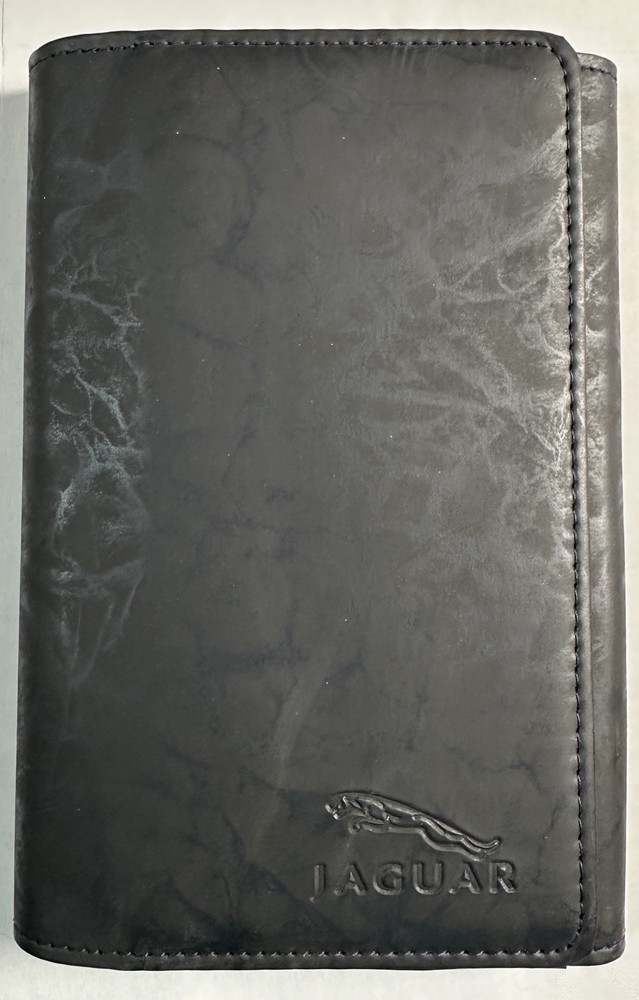 2004 Jaguar X-Type Owner’s Manual Set W/ Case