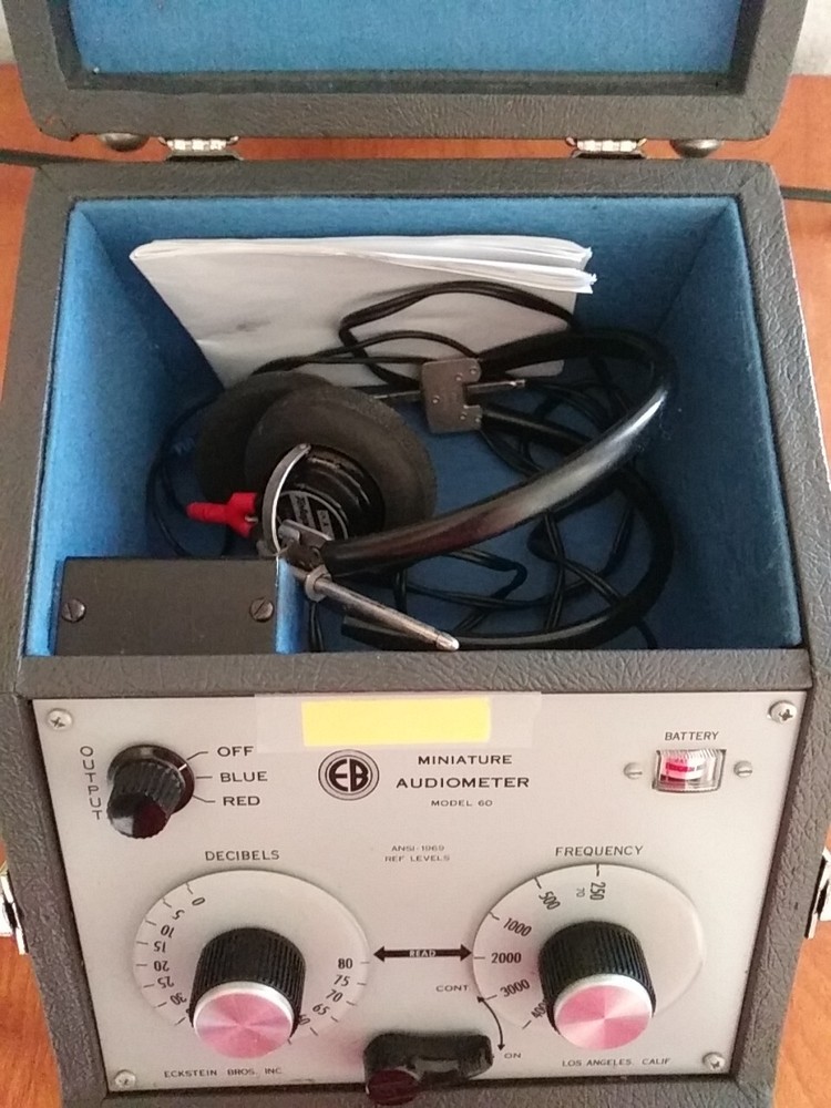 1982 Vintage Eckstein Bros., Inc. EB-60A Miniature Audiometer With Case