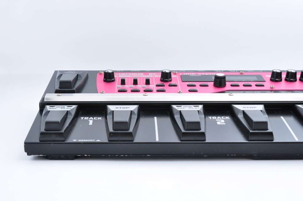 Boss RC-300 Loop Station 2011 w/Adapter Working Z1B2397