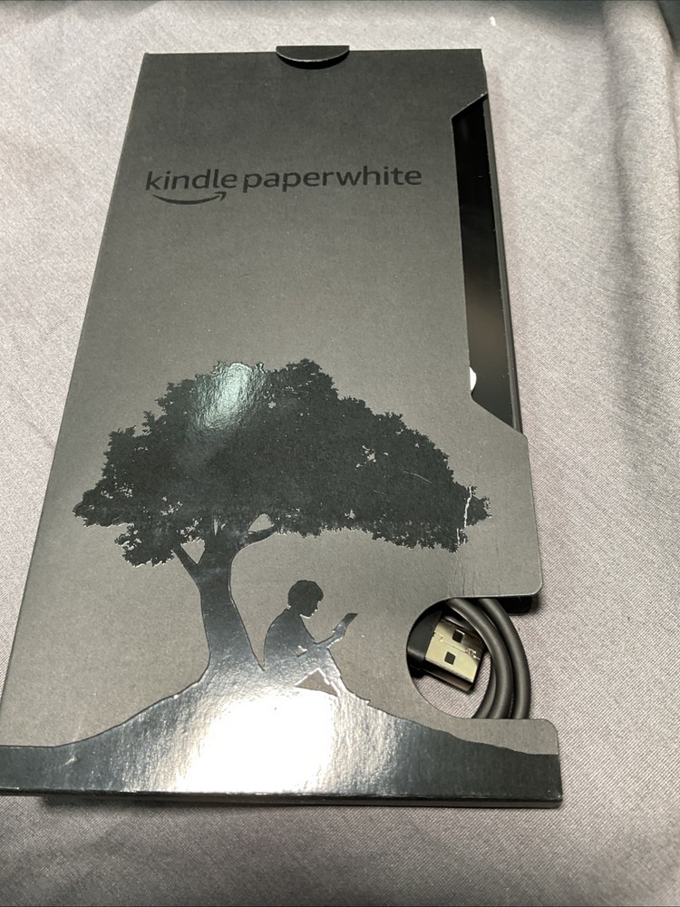 Amazon Kindle B07HKYZMQX eBook Reader with Touchscreen - Black