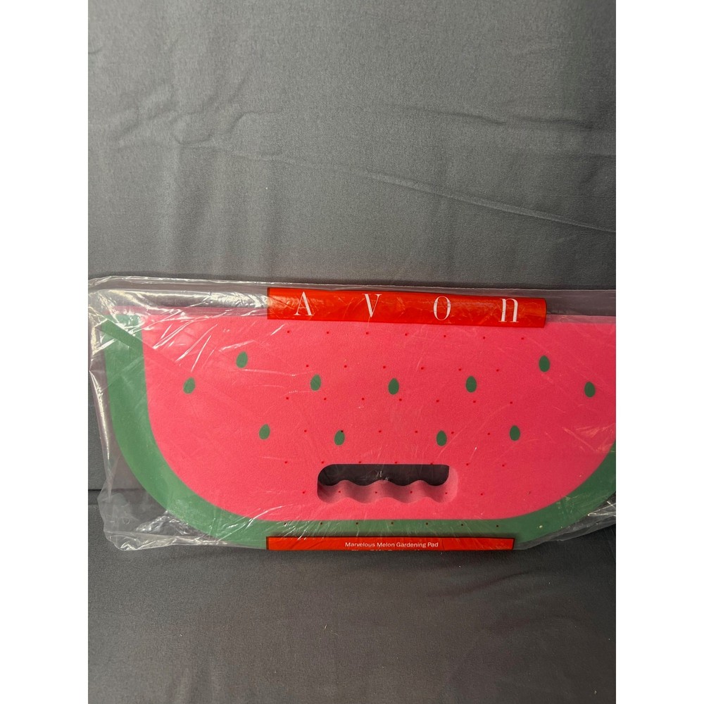 AVON Marvelous Melon Gardening Knee Pad NIP