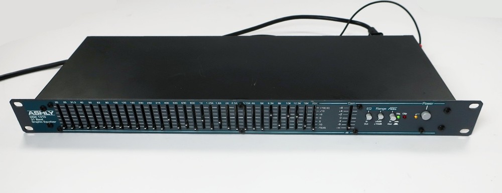 Ashly MQX 1310 31 Band Single Channel Equalizer ~ Powers on