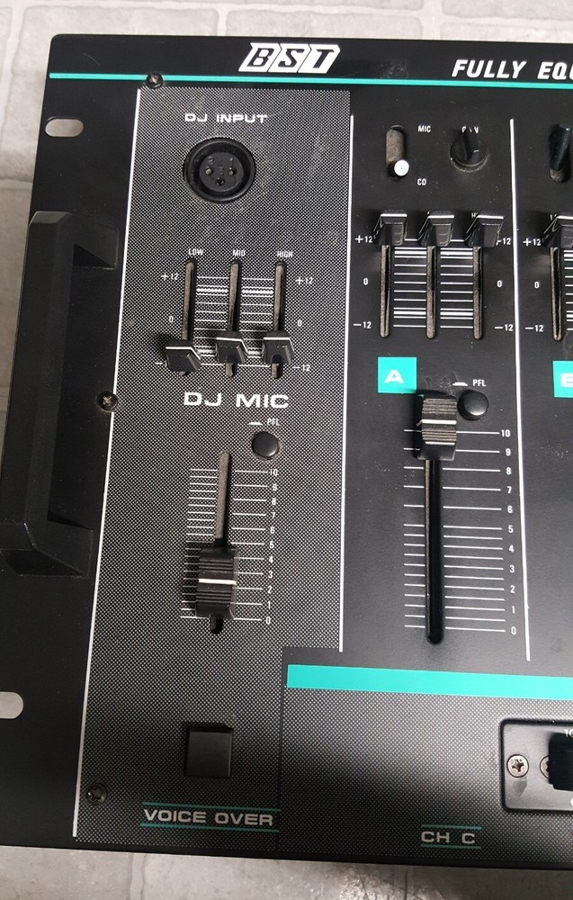 BST Activ-15 Fully Equalized Disco Mixer 220V Plug Only (READ)