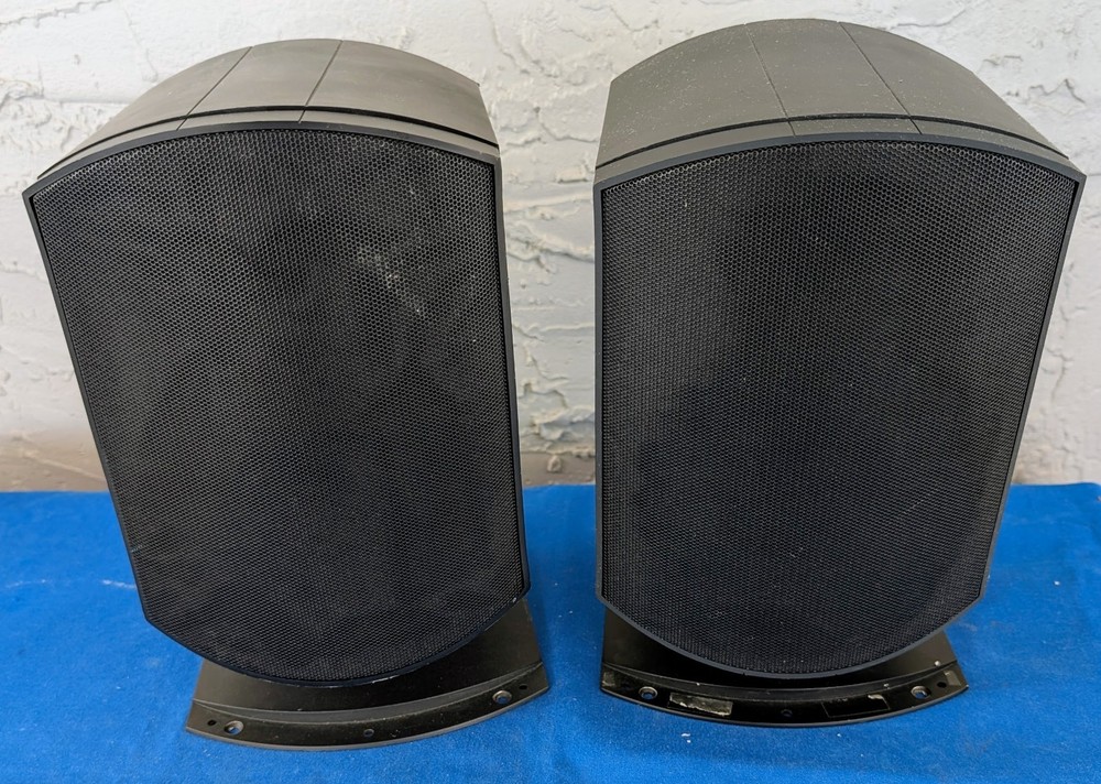 ROCK SOLID SOUNDS INC LTD  Speaker Pair