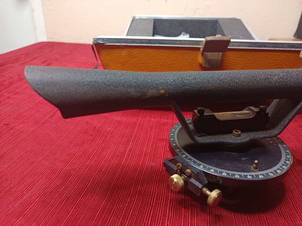 Berger Instruments 110C Service Dumpy Level With Case, Accessories & Manual