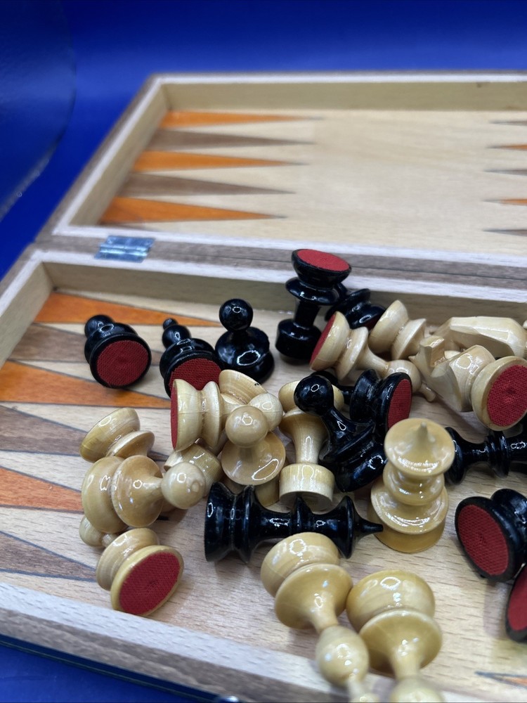 Hungary Chess Set