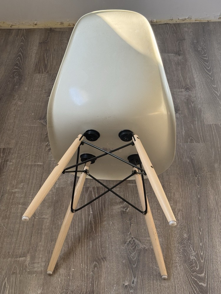 Eames Molded Plastic Side Chairs Set-of-4