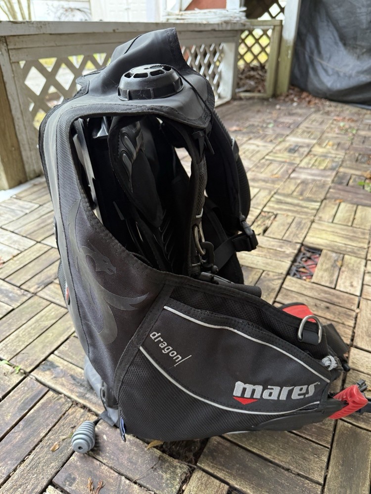 Mares Dragon BCD - Size Small Scuba Diving BCD