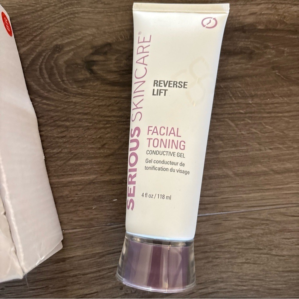 Microcurrent+ Facial Toning System - Silver