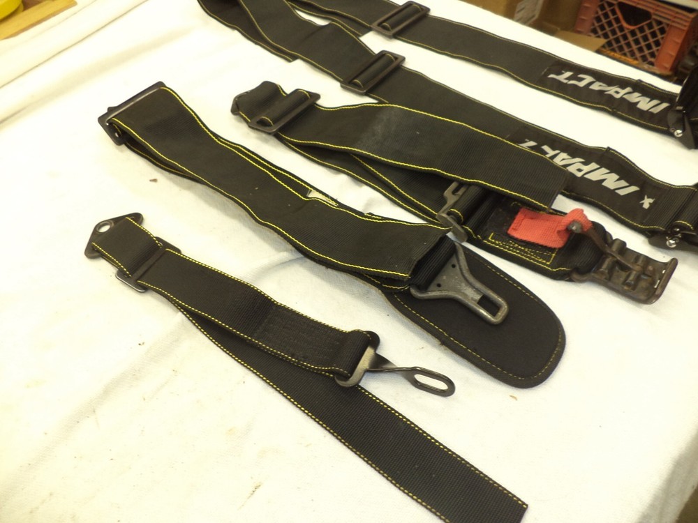 IMPACT RACING SEAT BELTS BLACK SILVER