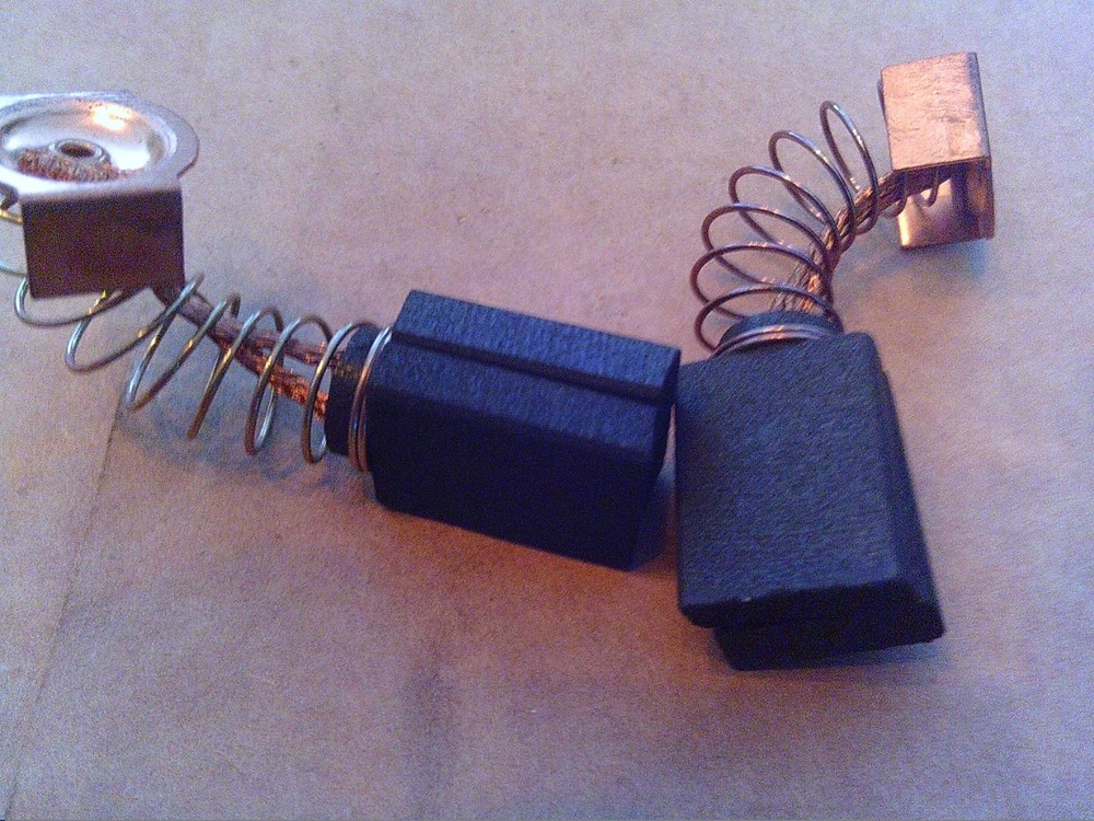 TWO !! Milwaukee Carbon Brushes 22-18-0125