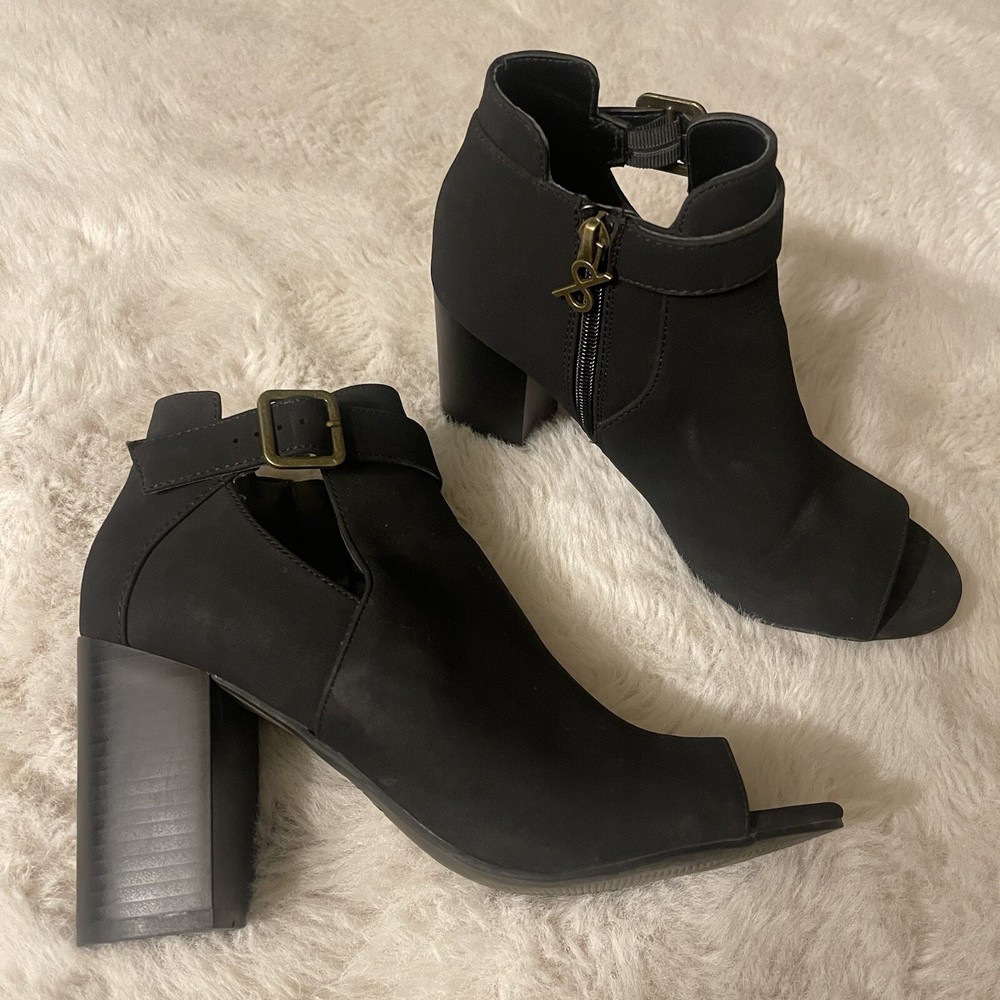 Macys Black Suede Heeled Boots size 8