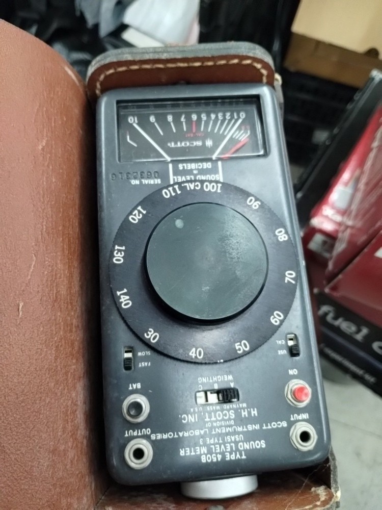 HH Scott Sound Level Meter  450b