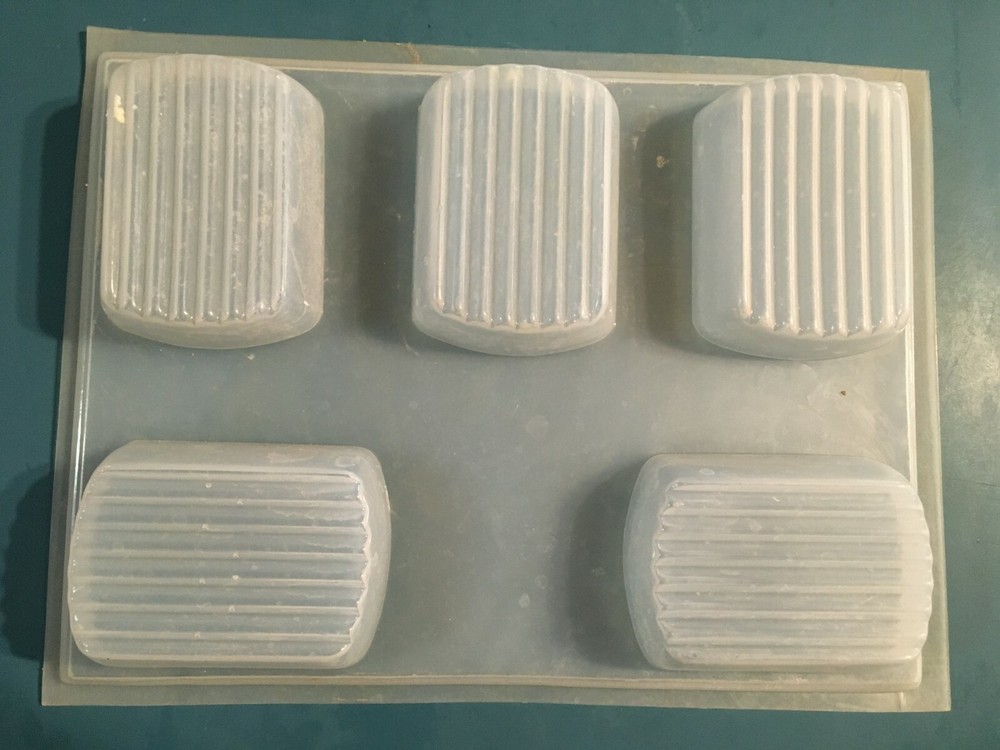 11 Chase Soap molds, Rectangular with design