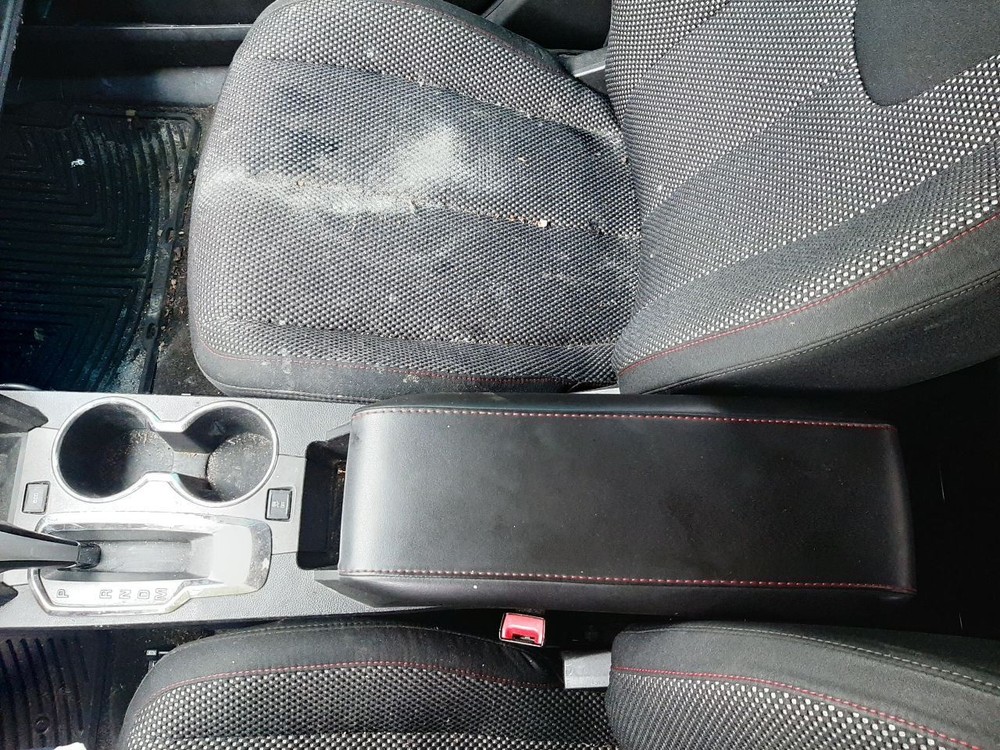 TERRAIN 2011 Headrest 1031696