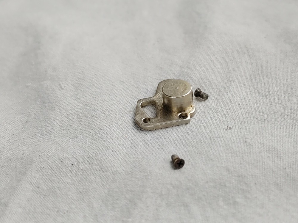Olympus OM1 Tripod Socket (JYP37)