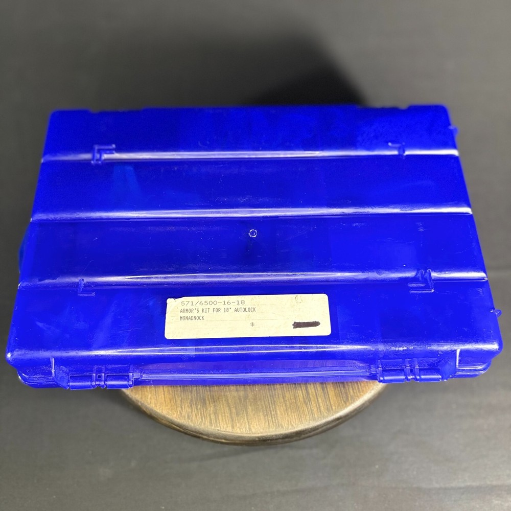 Monadnock Baton Service Kit 16"/18"