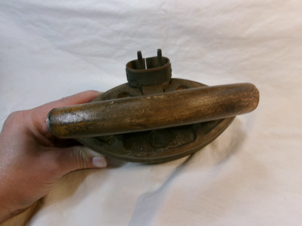 Antique Sad Iron Flat Iron Doorstop Decor
