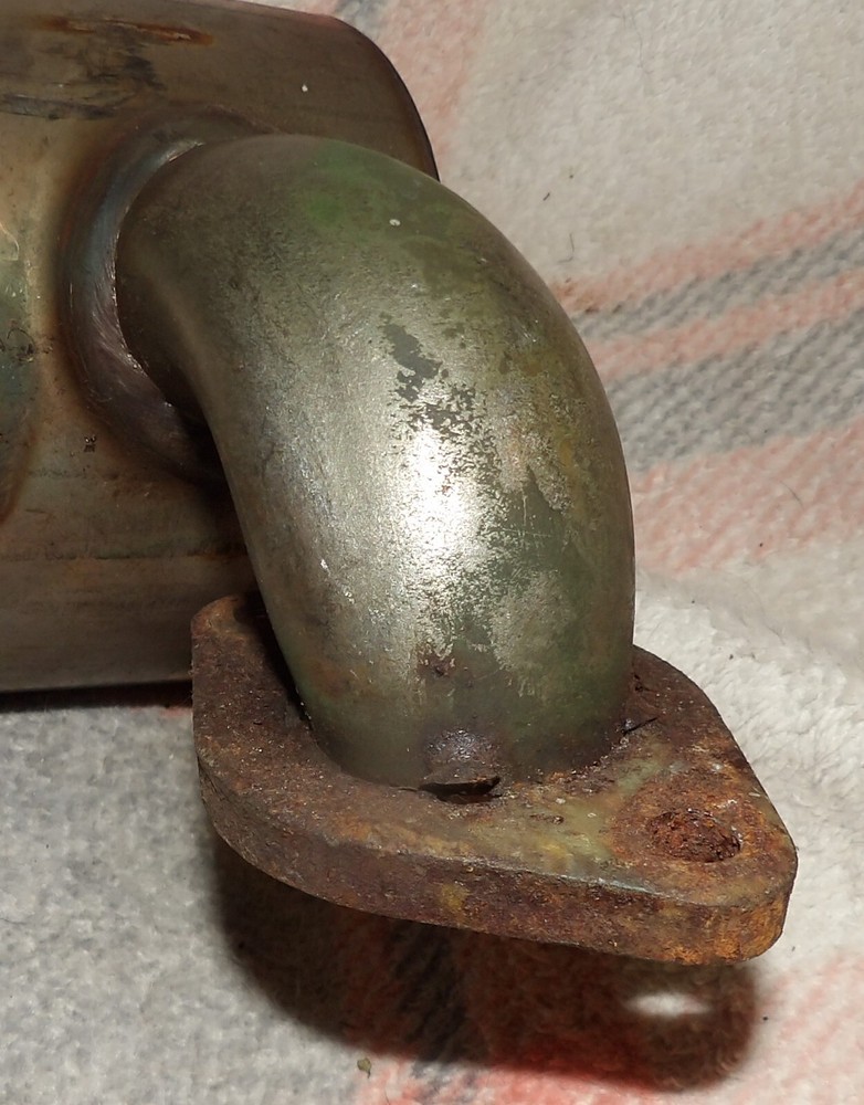 Onan Nelson Muffler 12V80