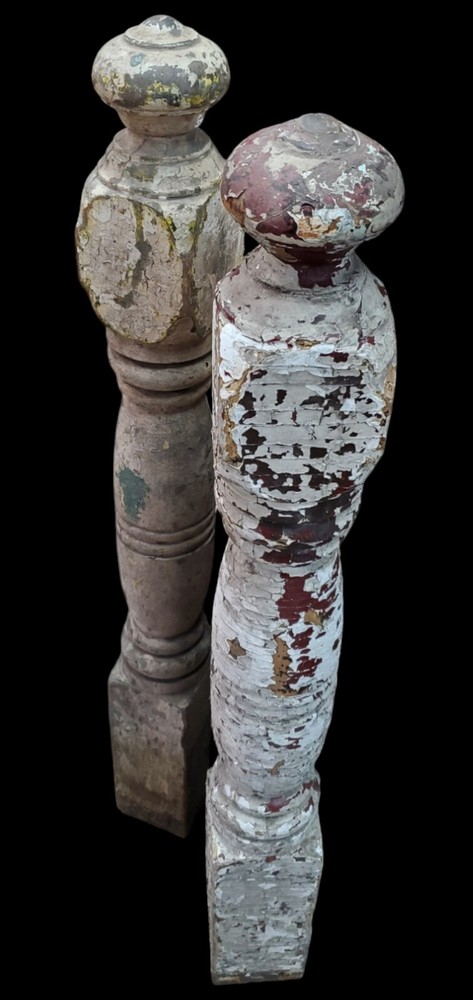 Pair Of Newel Posts *GAM0200