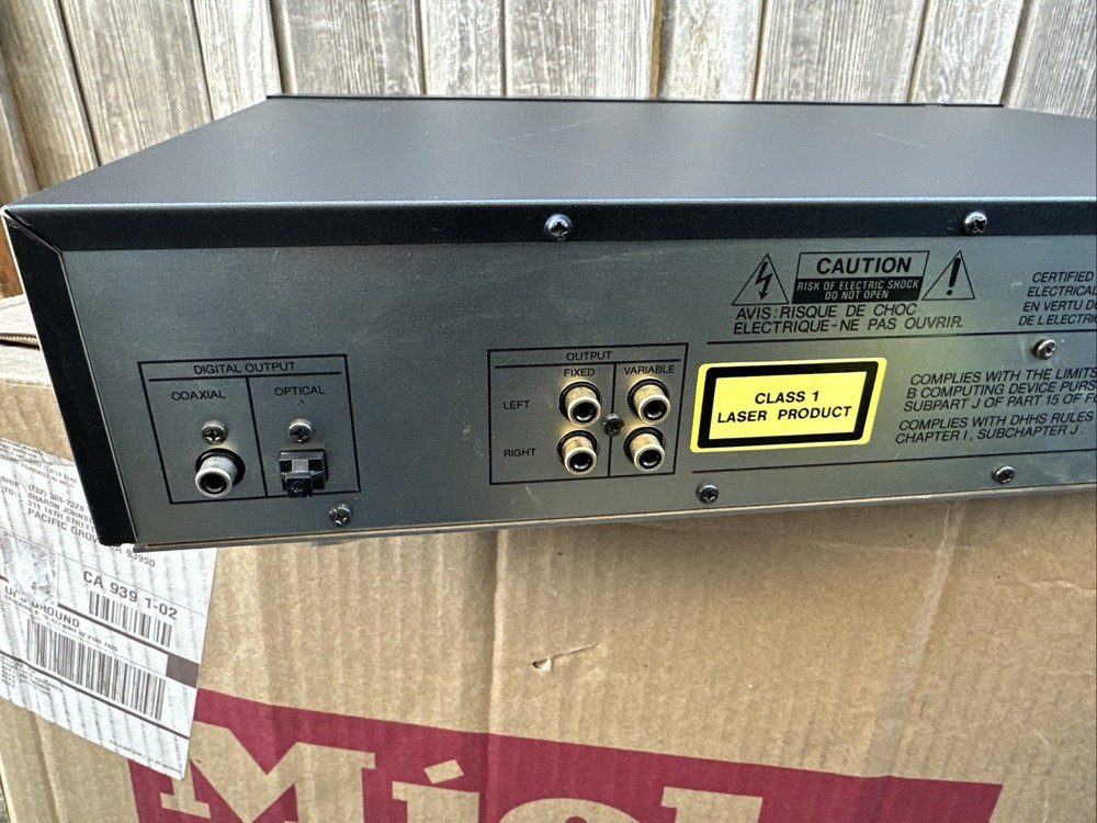 Harmon Kardon HD 7600 CD player