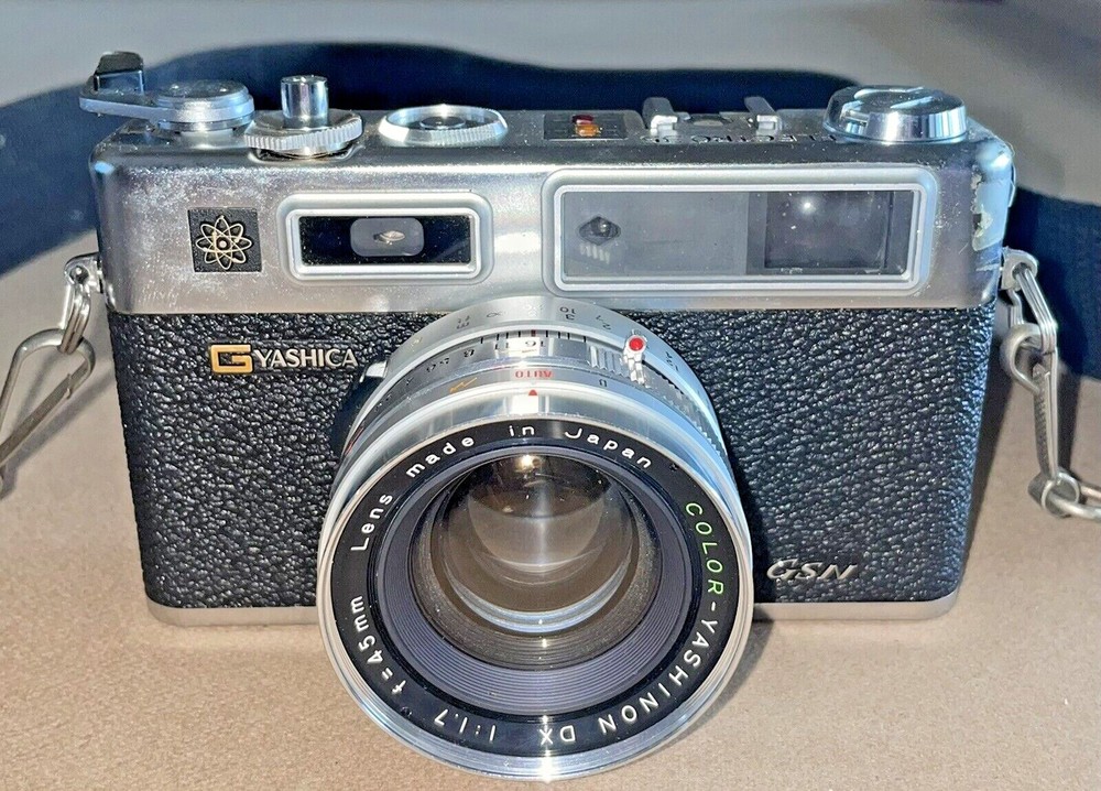 VINTAGE YASHICA ELECTRO 35 RANGEFINDER GSN CAMERA