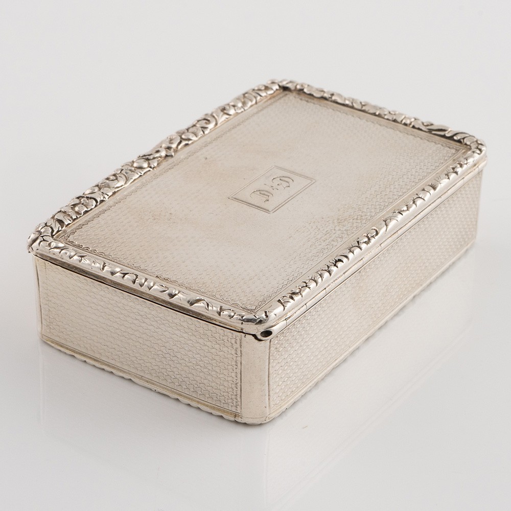 Sterling Silver Snuff Box with Parcel Gilt Interior 1821