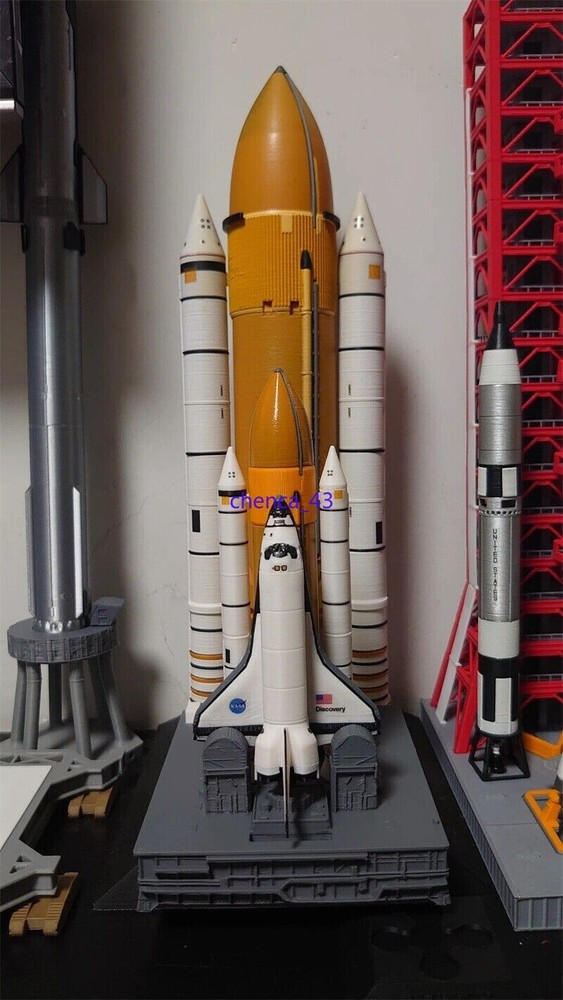 DIY 1/400 Space Shuttle Discovery Launcher Platform Painted Model Collection 1PC