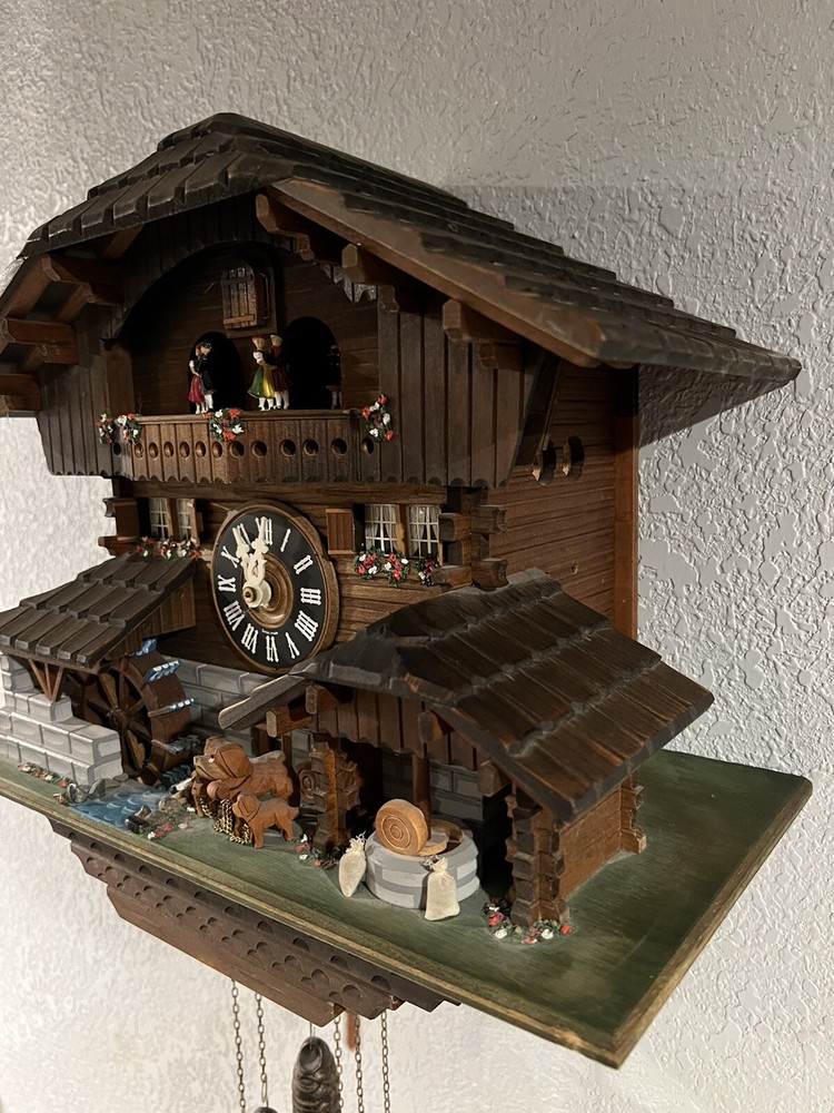 Vintage 1 day cuckoo clock
