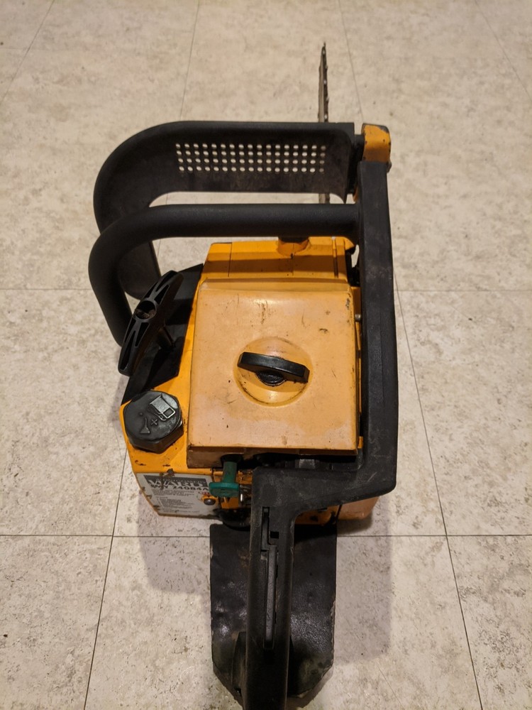 Montgomery Ward 3.7 Chainsaw 24084A