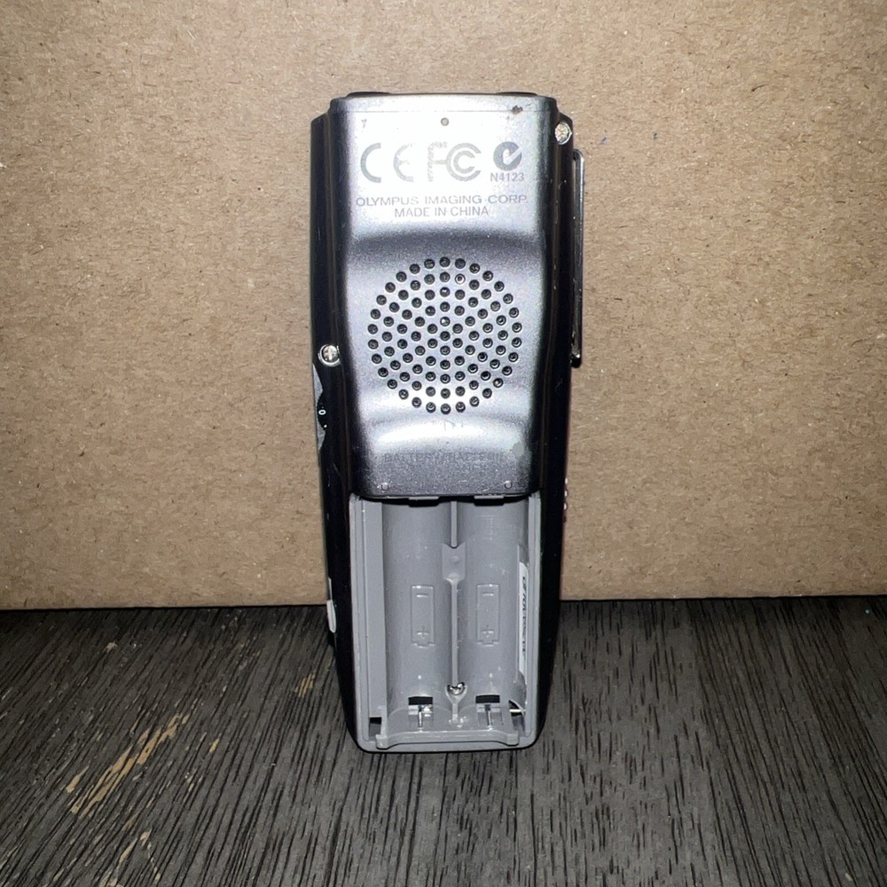 OLYMPUS HANDHELD DIGITAL VOICE RECORDER MODEL VN-960PC - TESTED WORKING