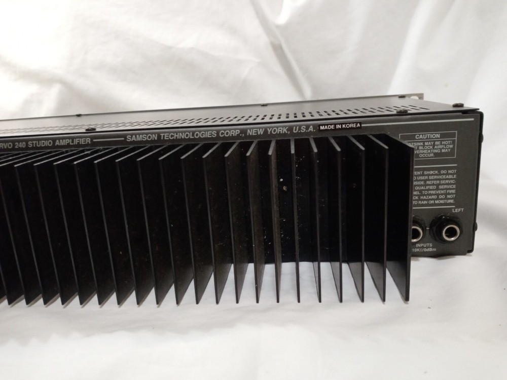 Samson Servo-240 pro stereo power amplifier