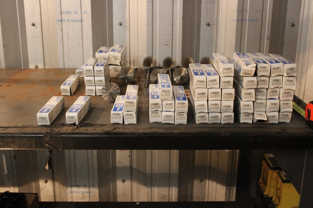 Various Metal Brushes Lot of 75