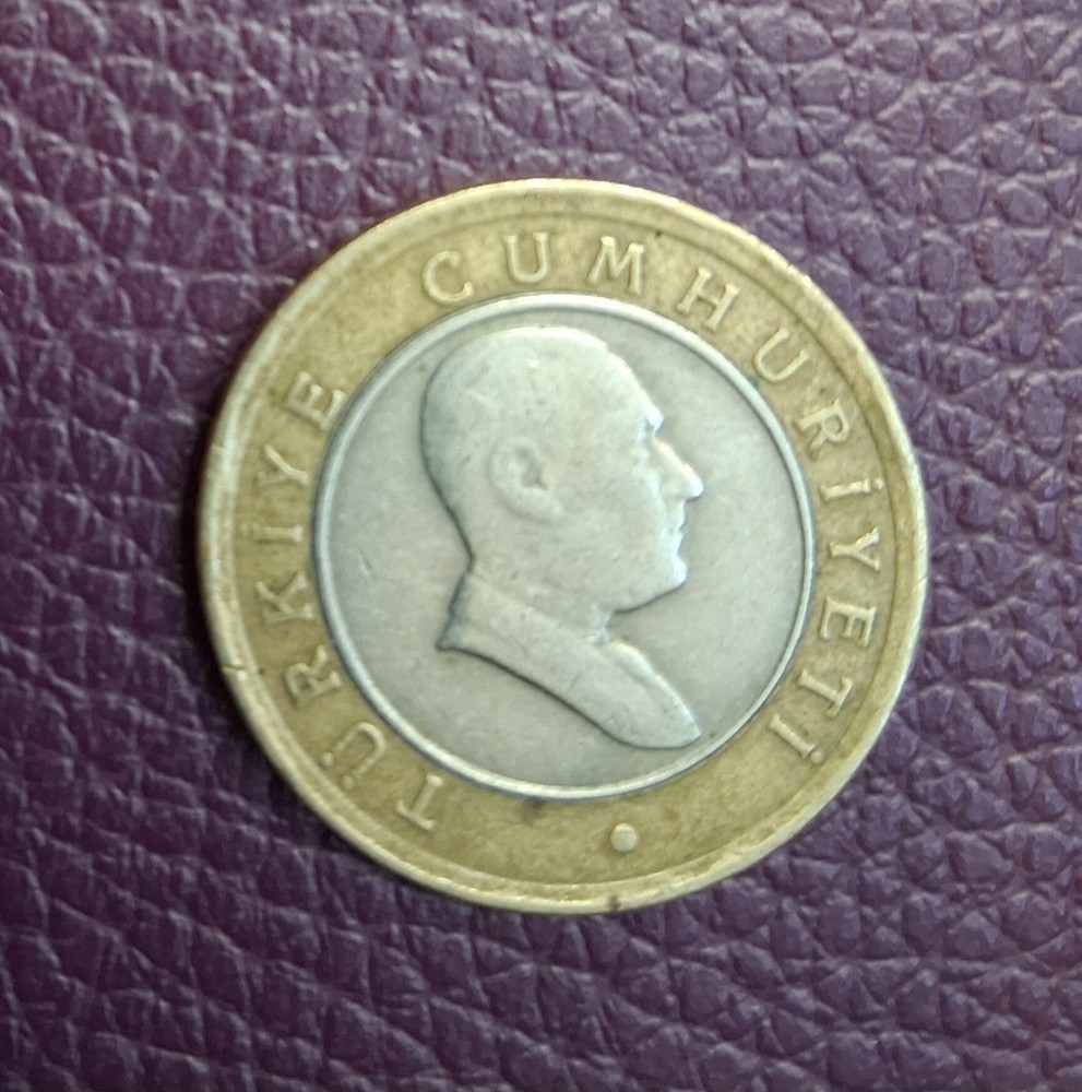 2005 Turkey 50 New Kurus Bimetallic Coin