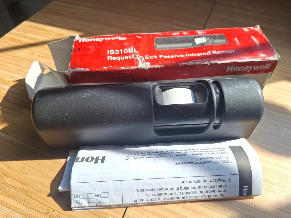 Honeywell IS310BL Request-to-Exit Sensor