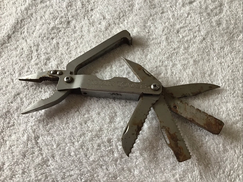 Klein Tools Multi Tool 1016, Made In USA, Needs Cleaning And Oiling
