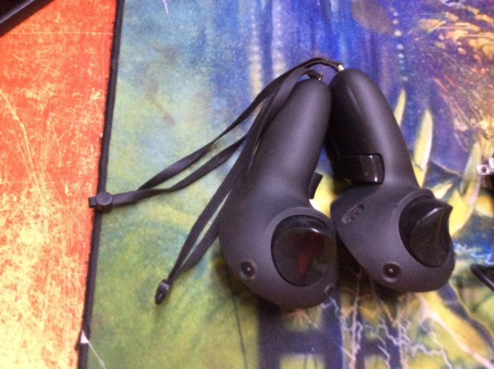Meta Quest Pro Controllers Left and Right Pair Only With Charger.