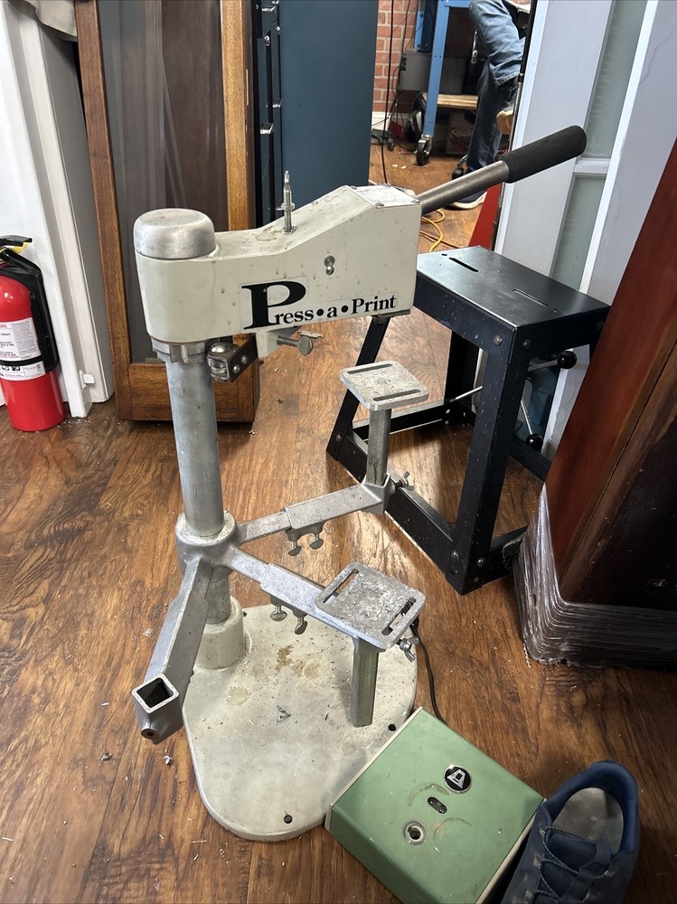 Press A Print Marking Or Labelling Machine