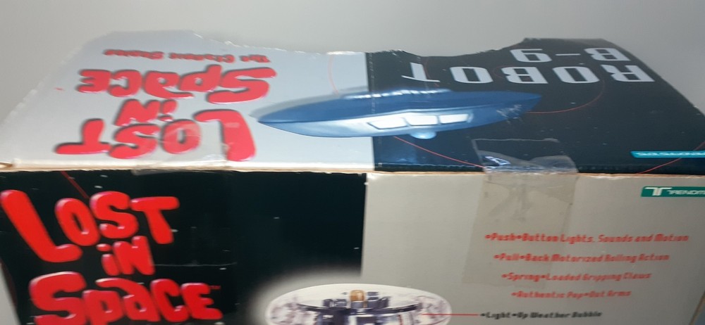 Lost In Space Robot B9 New