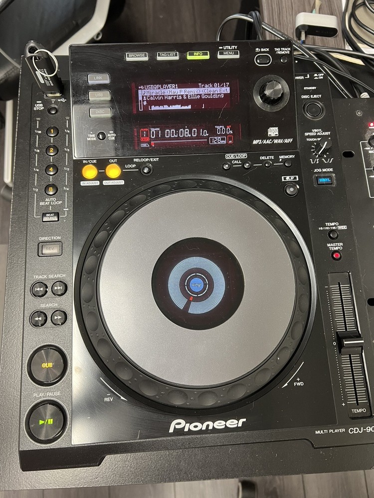 Pioneer CDJ-900 Pair