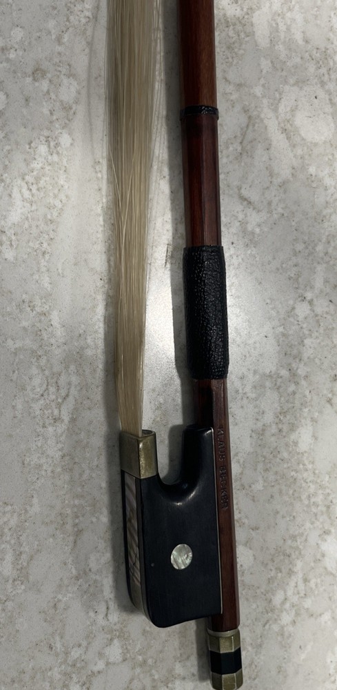 Klaus Becker cello bow 27''