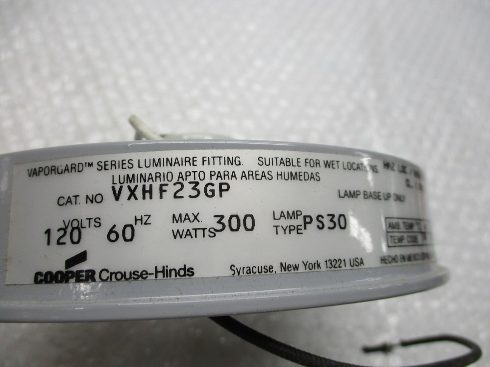 COOPER VXHF23GP LAMP BASE UNMP