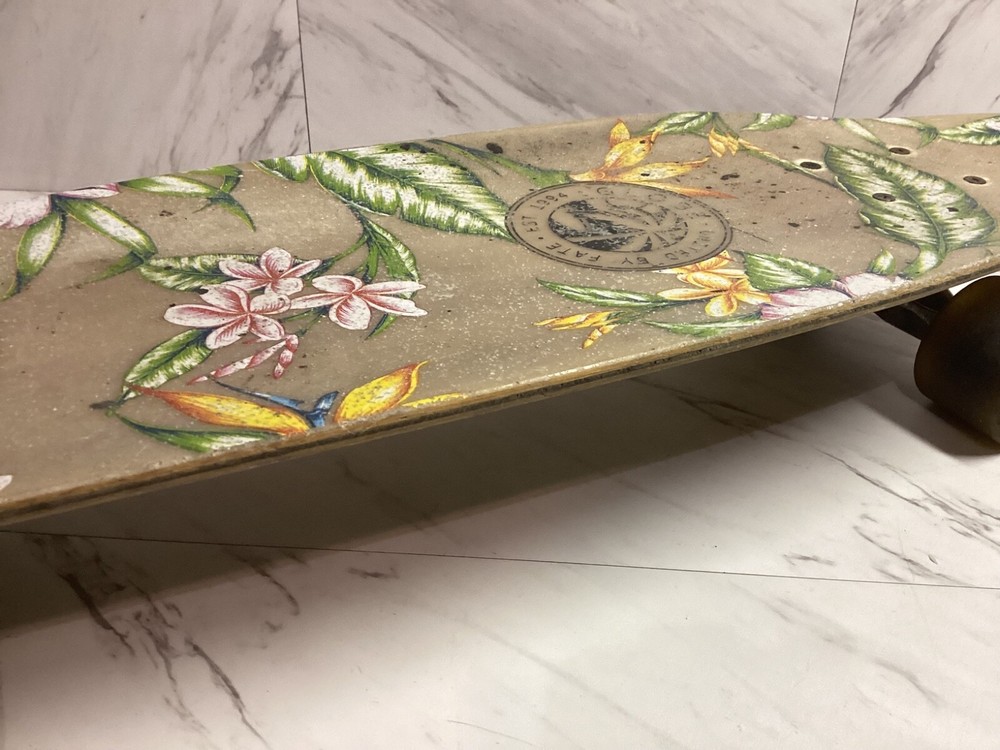 Globe Flower Graphic Complete Skateboard - 25”x7”.