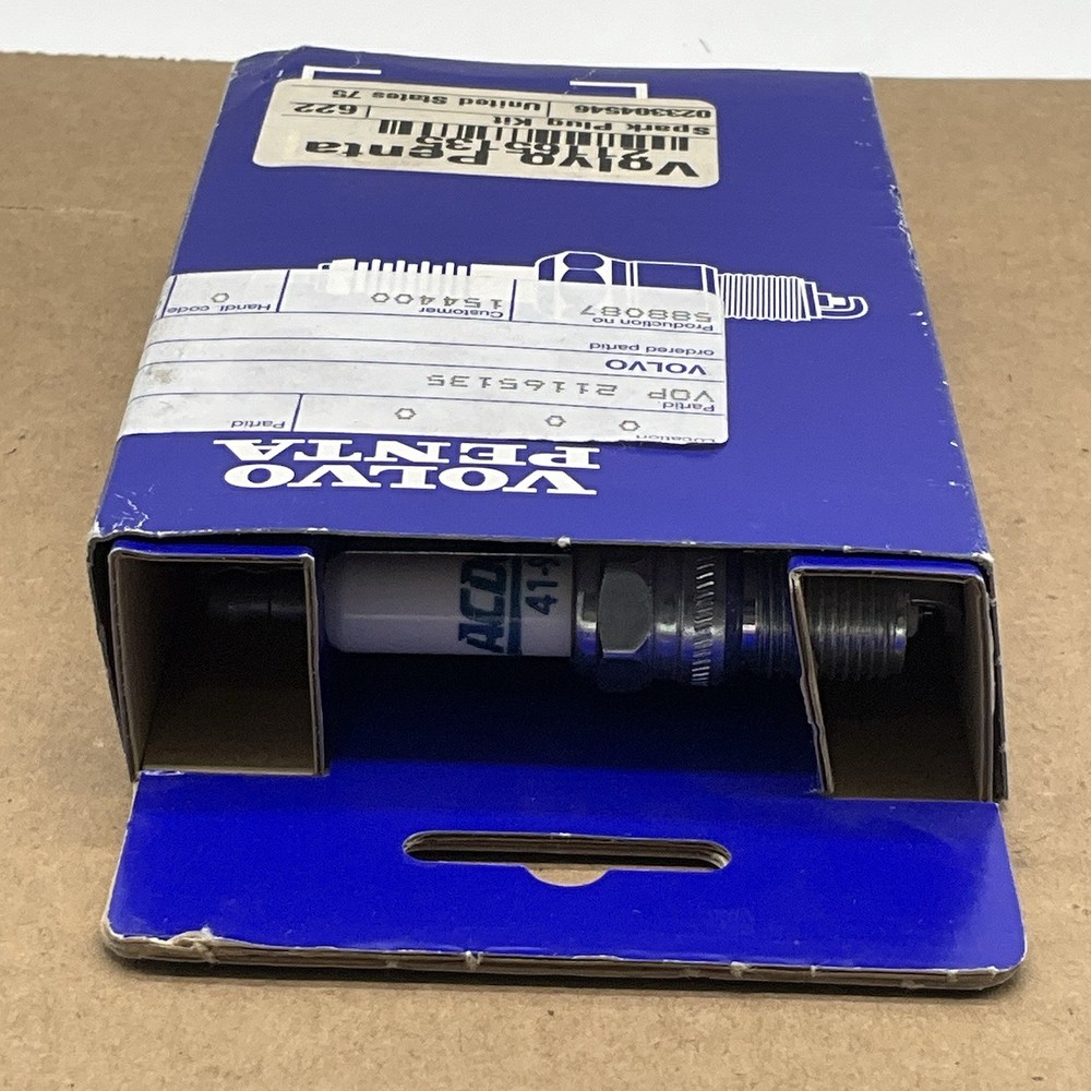 Volvo Penta 21165135 Spark Plug Kit (4)