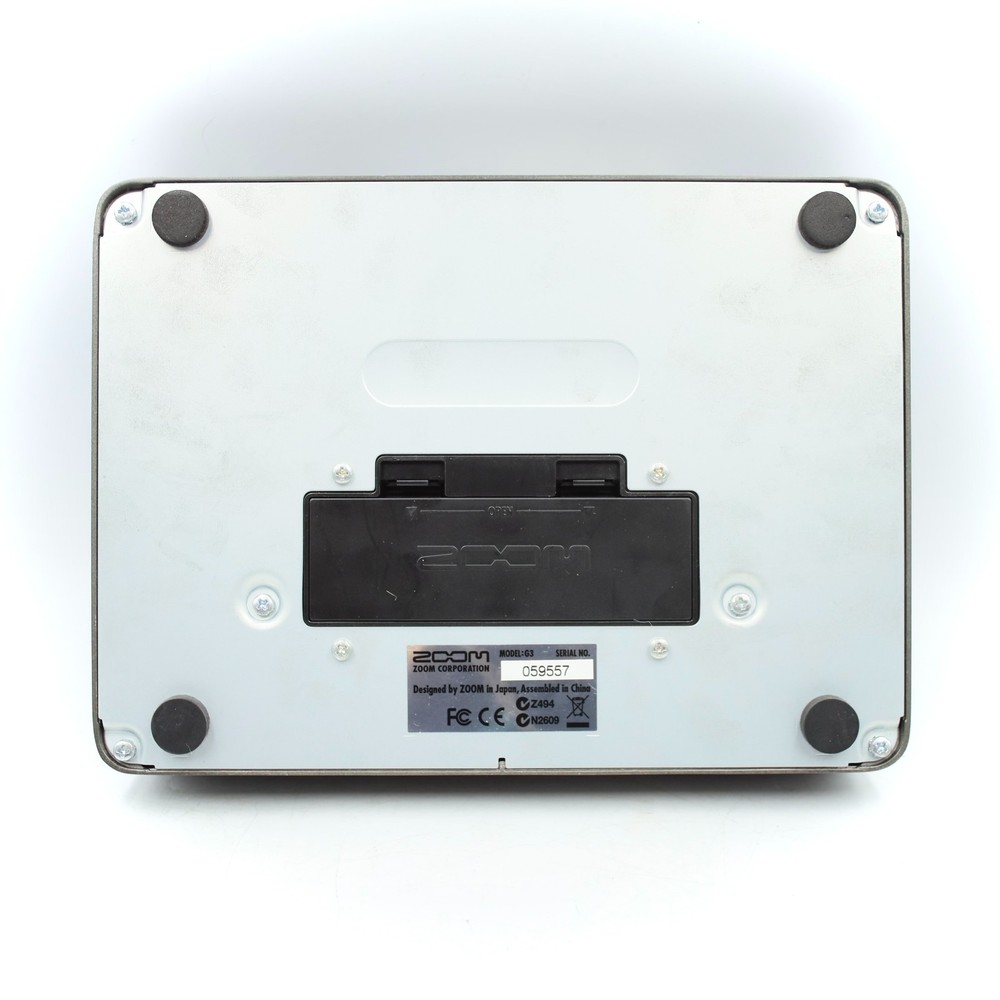 ZOOM G3 Guitar Effects and Amp Simulator With Power Supply Multi Effect 059557